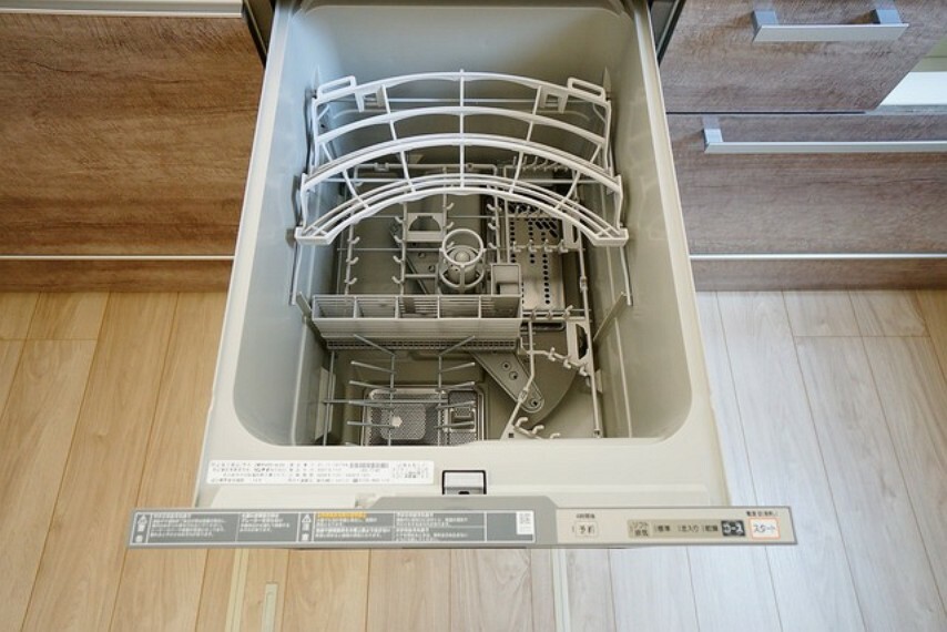 キッチン 食器洗い乾燥機付なので、家事の短縮になります＾＾