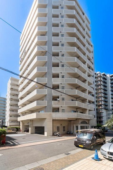 センチュリー21アース住販 営業第一課