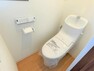トイレ 【リフォーム済　8/6更新】2階トイレもリクシル製の新品に交換しました。2か所トイレがあると忙しい朝でも安心ですね。