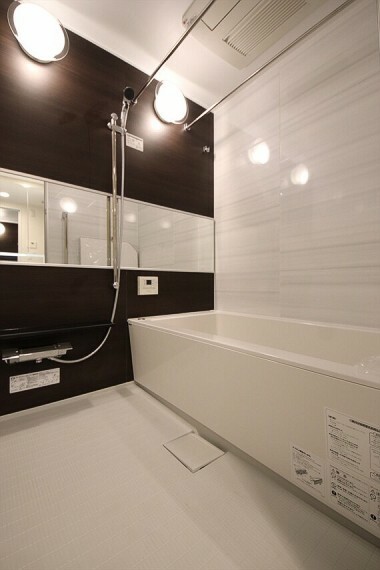 浴室 浴室換気乾燥暖房機・ミストサウナ付きの浴室！2022年7月撮影
