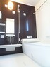 浴室 室内干しに便利な浴室乾燥機、暖房、涼風、24時間換気扇付きのシステムバスです