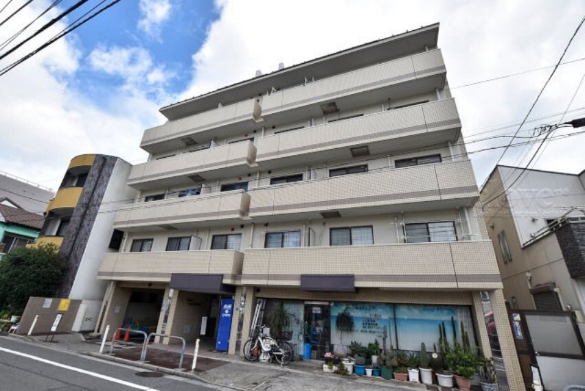 株式会社クローバー