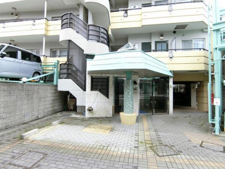 朝日住宅 都心店