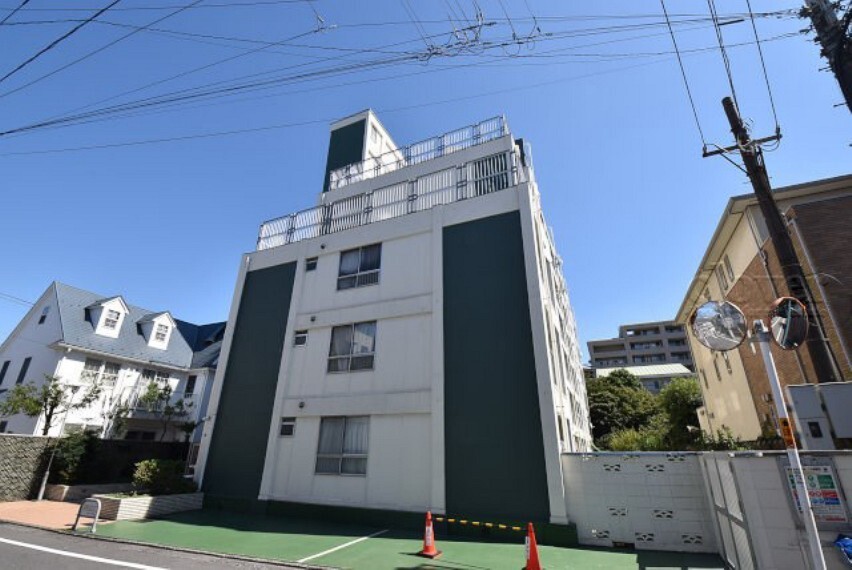 株式会社クローバー