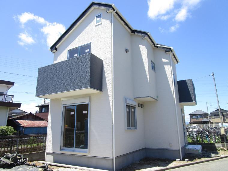 株式会社富士住宅