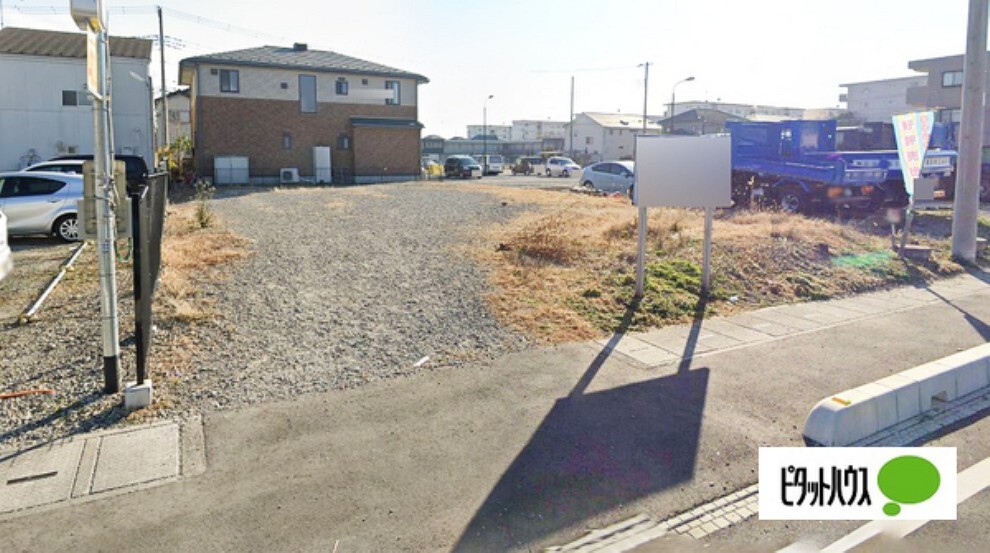 株式会社アクシア 吉川店