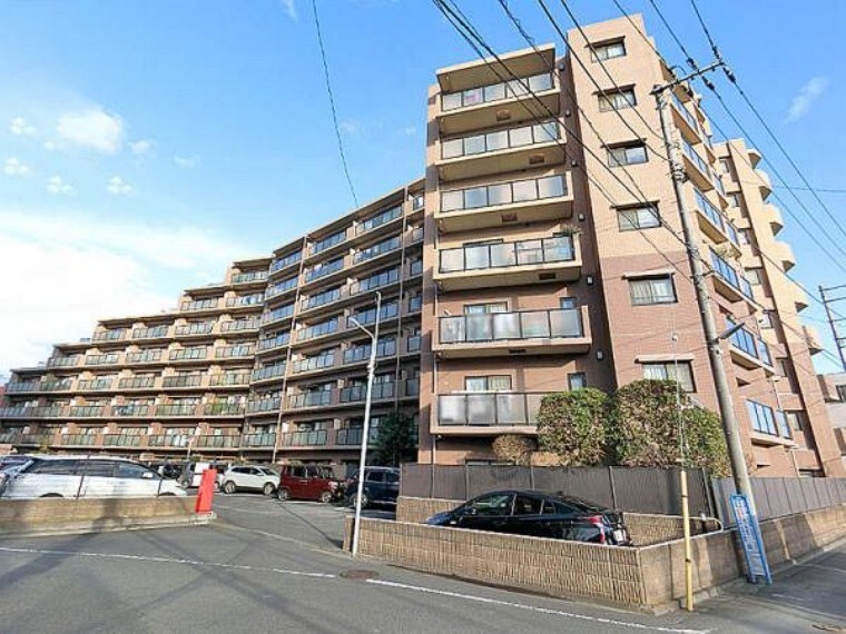 ユニバーサル住宅販売 営業1課