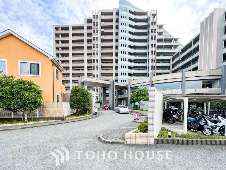 株式会社東宝ハウス横浜西口