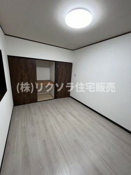 洋室 洋室6.0帖　収納付き ■物件内覧・資金計画相談・住宅ローン相談、リフォーム相談、お問合せ受付中■ ※当日・翌日のご内覧、ご相談はお電話でのお問合せがスムーズです！