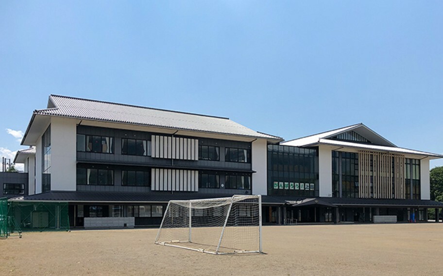 上田市立第二中学校（約2,643m）