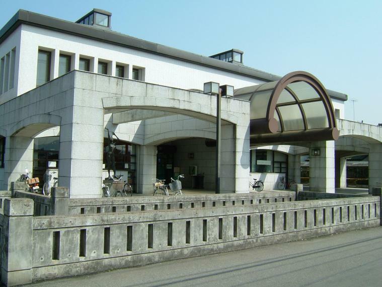 図書館 栃木市図書館