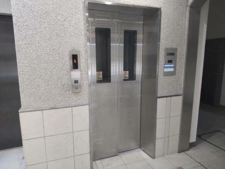 【エレベーター】エレベーターは1基ありますので、重い荷物を運ぶときに便利です。