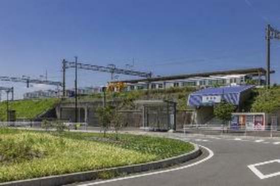 現地から280m（最長）　愛知環状鉄道「四郷」駅　■ロータリー内には、とよた おいでんバスのバス停もあります。