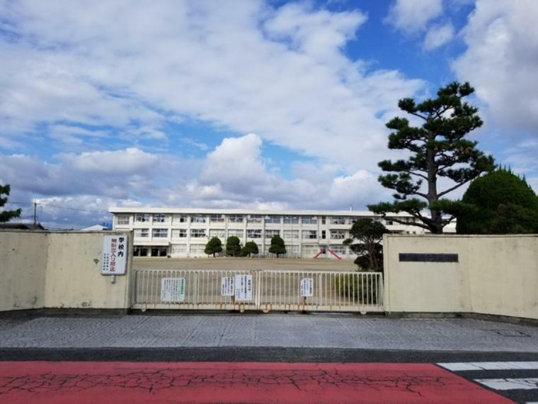 小学校 橿原市立真菅小学校