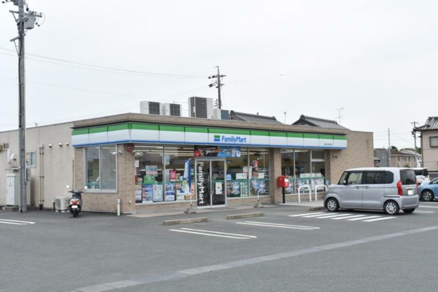 コンビニ ファミリーマート　浜北こばやし店