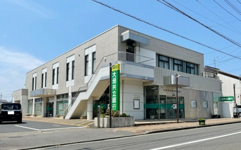 銀行・ATM 大垣共立銀行関支店