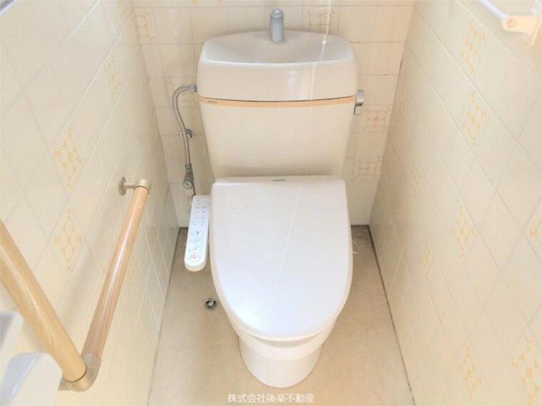 トイレ 1階にトイレがあります。トイレは手すり付きで安心。