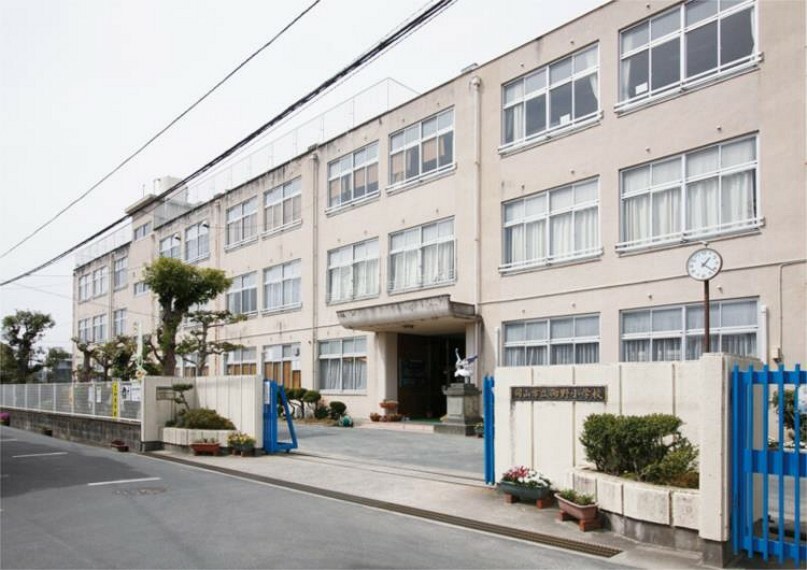 小学校 岡山市立御野小学校