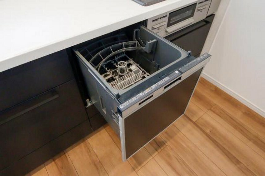 キッチン 食器洗い乾燥機を施し機能美も充実しています。