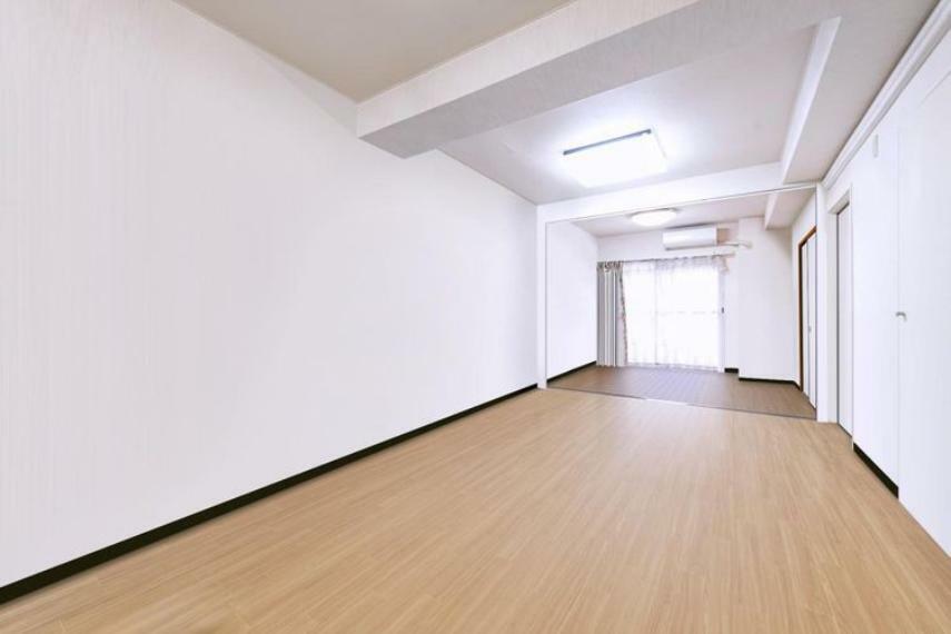 居間・リビング 【リビング】※画像はCGにより家具等の削除、床・壁紙等を加工した空室イメージです。