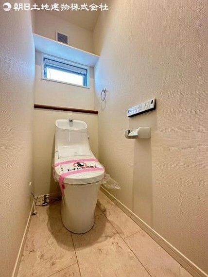 トイレ 温水洗浄便座は1.2階にしっかりと完備されております。