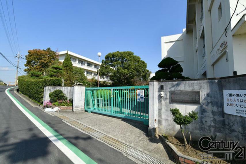 小学校 香芝市立下田小学校