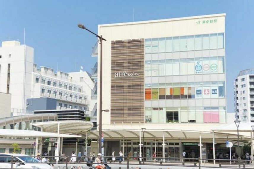 東中野駅:JR総武線・都営大江戸線が利用可能。都心への通勤通学に便利です！（800m）