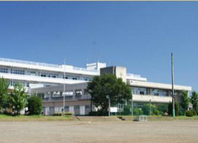 中学校 【中学校】嵐山町立菅谷中学校まで446m