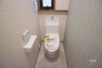 トイレ 新規交換済みのトイレは温水洗浄便座付です。