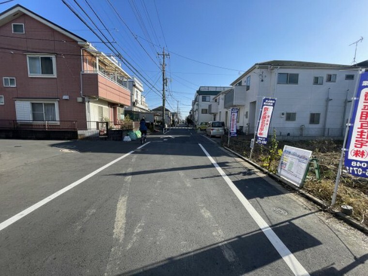 現況写真 日暮里・舎人ライナー「見沼代親水公園」駅徒歩約9分 「舎人」駅徒歩約11分　通勤通学に便利な立地です　ベルクスまで徒歩約5分（400m）、お買い物にも便利です