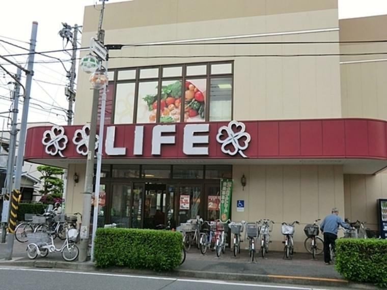 ライフ川崎御幸店 営業時間:9:00-22:00　毎週日・水はポイント5倍デー　毎月7のつく日はLCカードポイント5倍デー