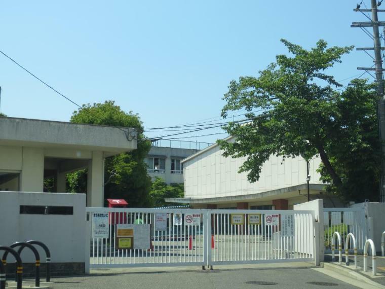小学校 周辺 堺市立八下西小学校