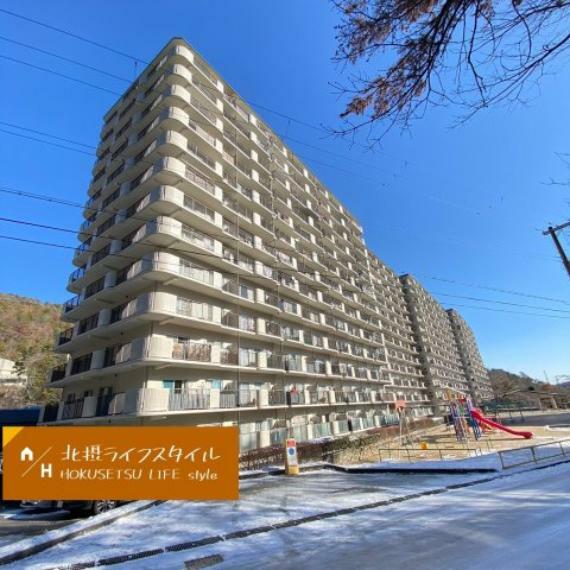 外観写真 総戸数357戸の規模の大きなマンション