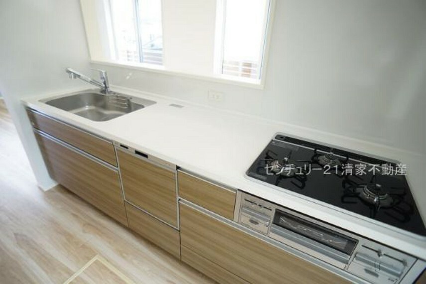 キッチン A棟:忙しい奥様に嬉しい食洗機完備！（2023年06月撮影）