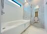 浴室 【施工例写真/バスルーム】 保湿性能の高いサーモバス、冬でも床がひんやりしないサーモフロアをはじめ機能性に優れたシステムバス。