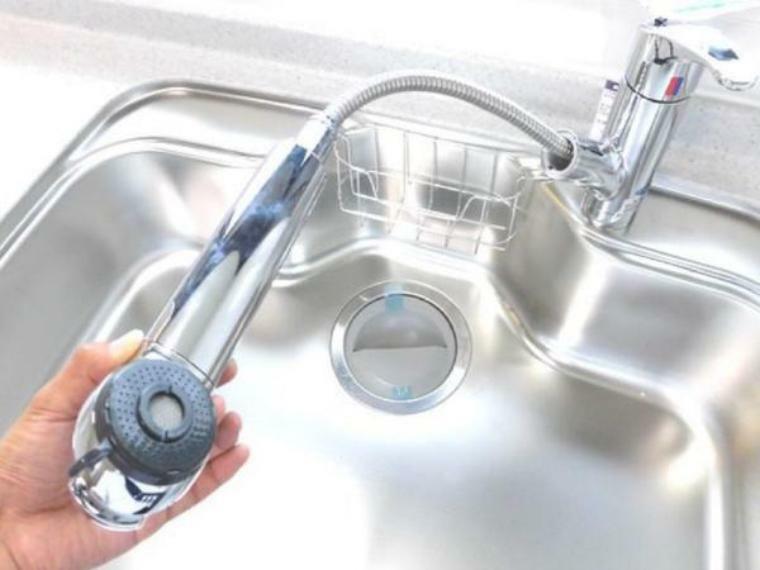 キッチン （リフォーム済）キッチンの水栓には、専用の浄水カートリッジをセットできます。いつでもおいしいお水が飲める嬉しい仕様です。（カートリッジは定期的な交換が必要です）