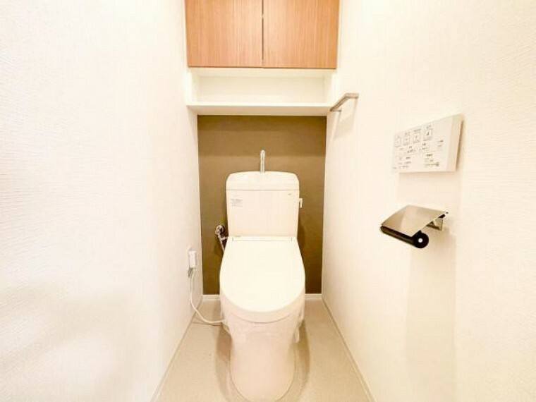トイレ トイレ内にも収納スペースがあるのは嬉しいですね