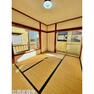 専用部・室内写真 【和室】日本特有の部屋「和室」。心を和ませてくれます。