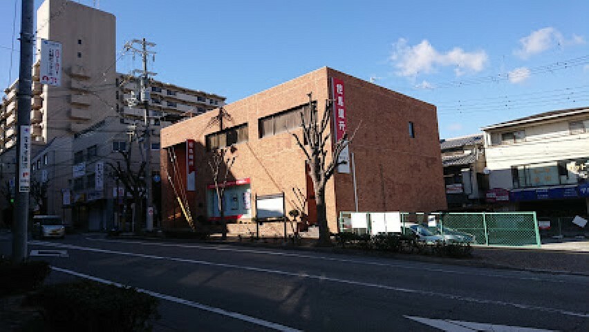 銀行・ATM 但馬銀行　宝塚支店　約850m　徒歩11分