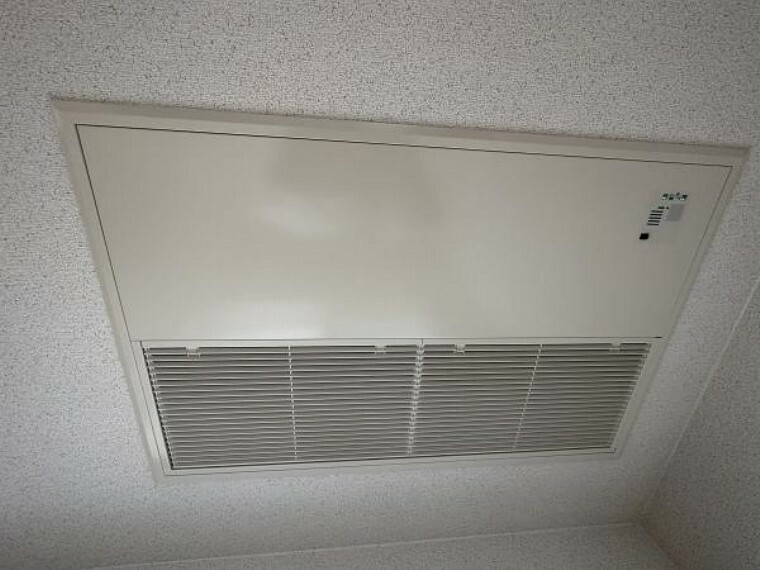 冷暖房・空調設備 【Z空調】部屋全体に快適な空気が循環し、室内を快適温度で保ちます。