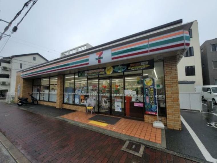 コンビニ 【コンビニエンスストア】セブンイレブン 尼崎立花町2丁目店まで464m