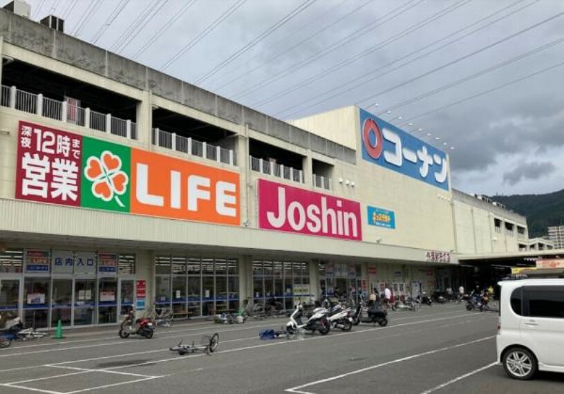 ホームセンター コーナン　外環新石切店