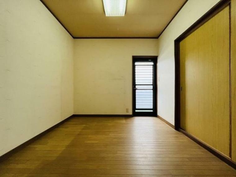 3階の納戸。大容量の収納スペースをしっかり設けることで、お部屋を広く使うことができます。
