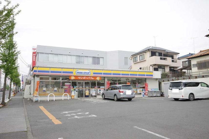 コンビニ ミニストップ羽村市役所前店