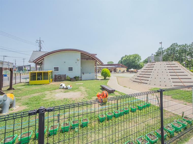 幼稚園・保育園 飯能幼稚園（108m）