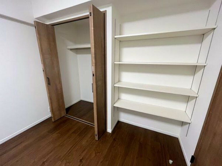 収納 書籍棚のあるお部屋、趣味や読書などのお部屋におすすめです！