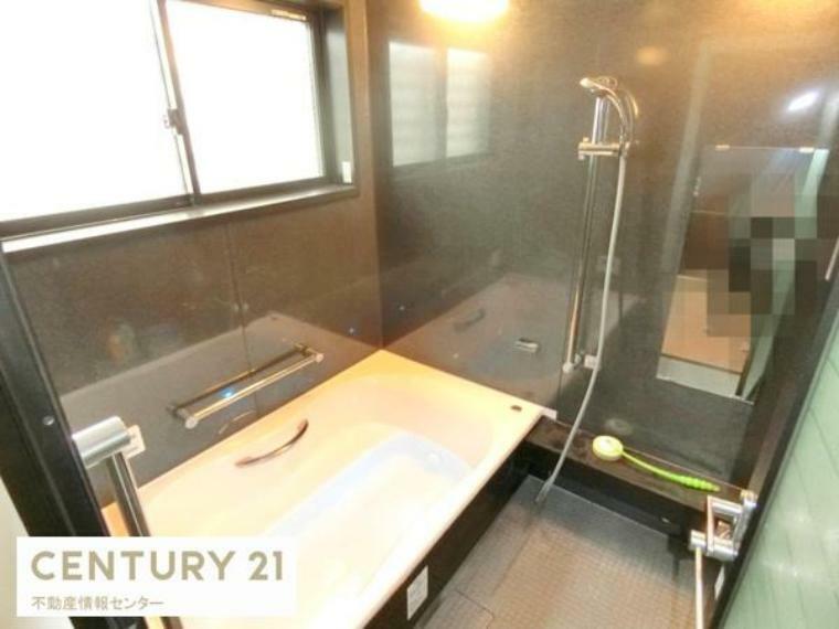 浴室 2F:広々としたバスルーム！