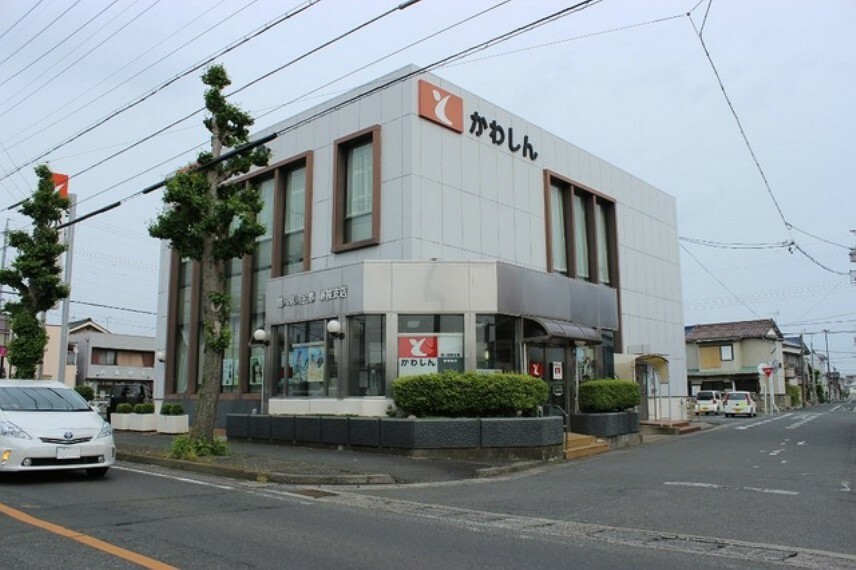 銀行・ATM 豊川信用金庫　新桜支店
