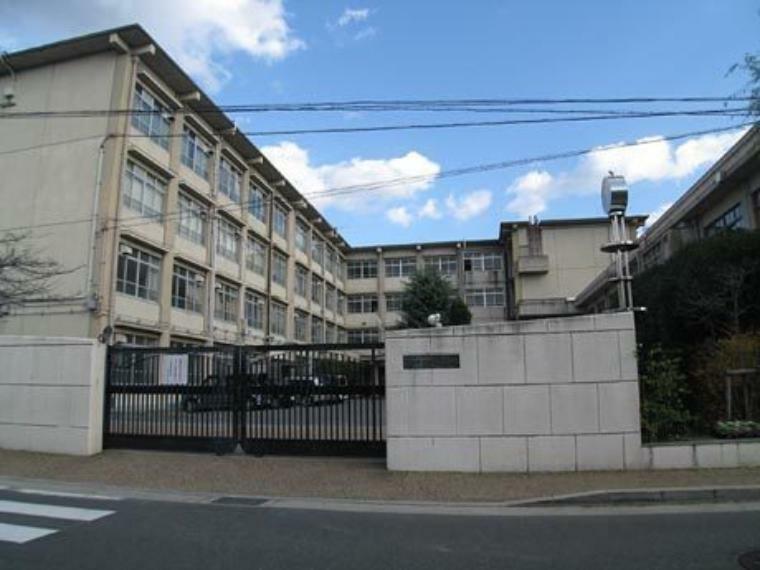 中学校 京都市立洛北中学校