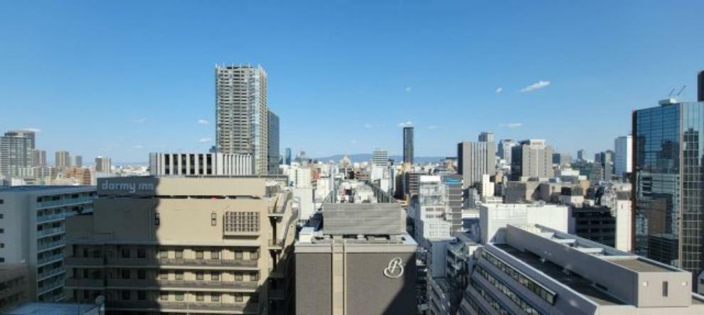 【物件からの展望】大阪の市街地を見渡すシティビューです！遠くまで眺望が抜けています。